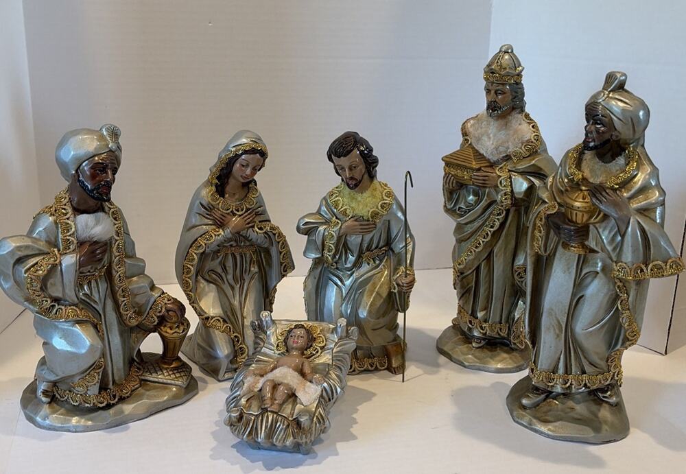 6 Piece Vtg Kurt Adler Large Nativity Set Gold and Silver Fur Trim Japan